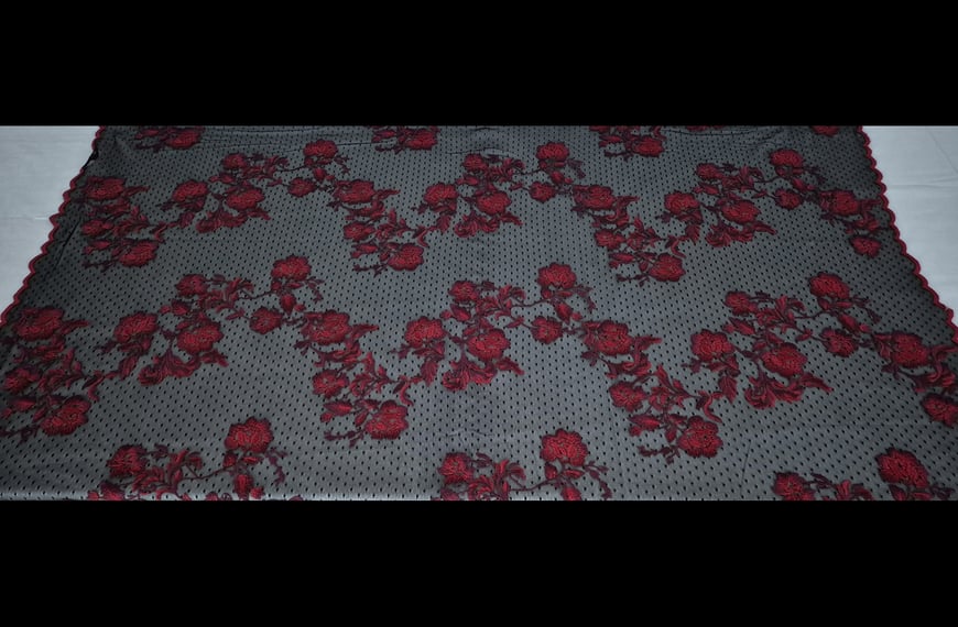 Lace with Embroidered Roses Polyester Multi-Coloured - 130cm